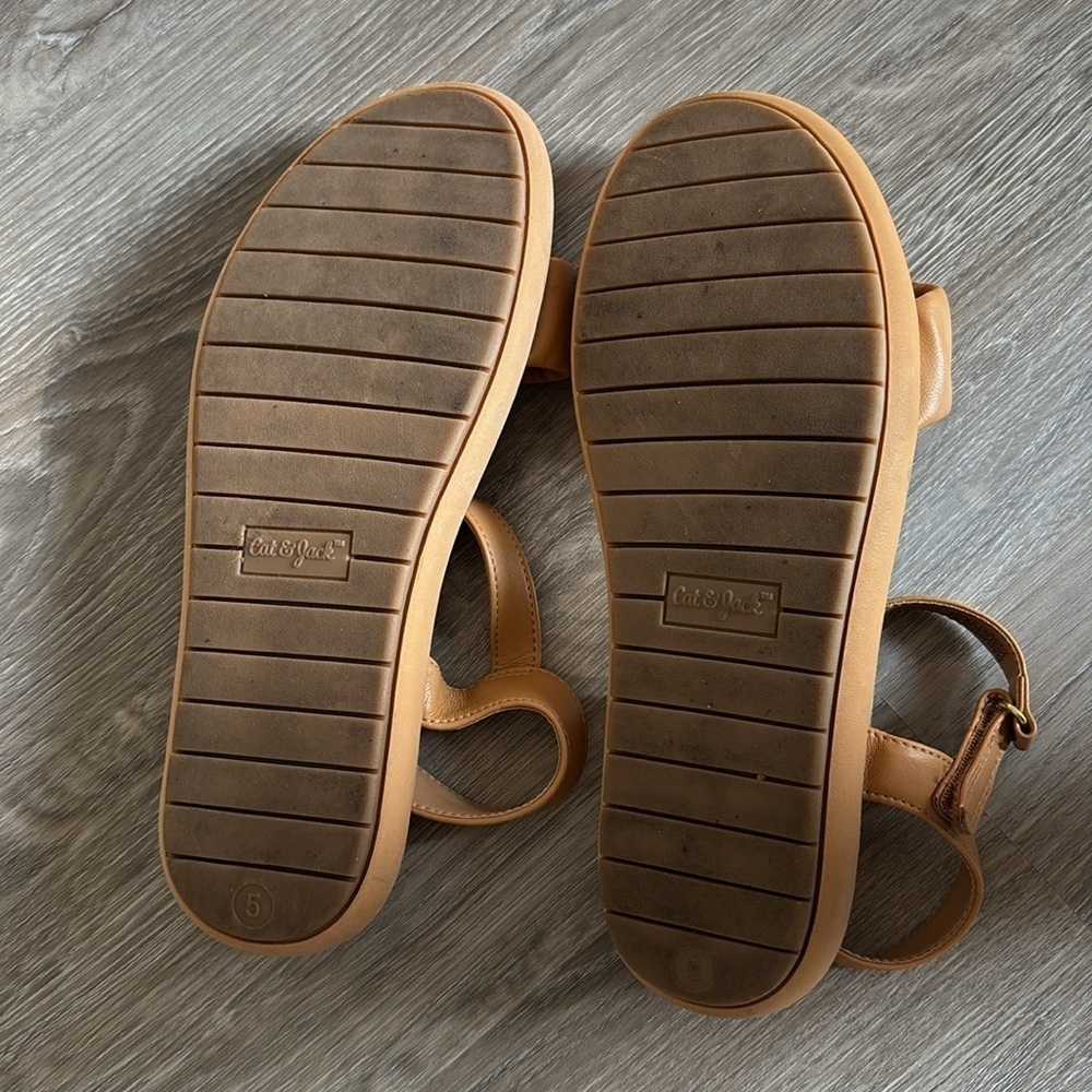 Girls light Brown sandals Sz 5 - Picture 4 of 4